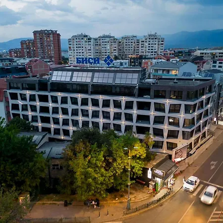 Creamy Dreams By Dazzie * Skopje